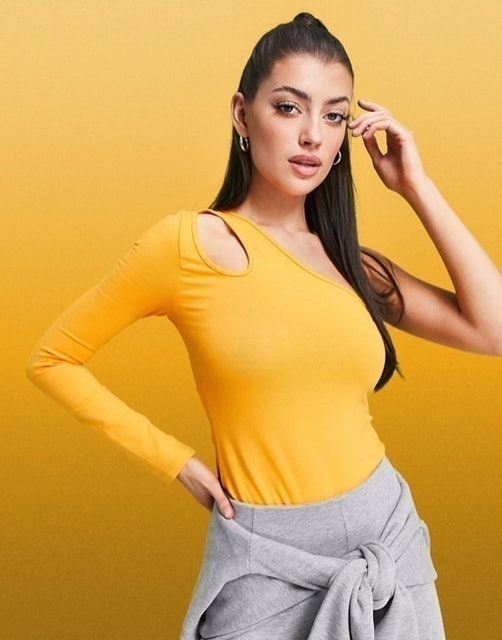 One Sleeve Body With Shoulder Cut Out Detail 1