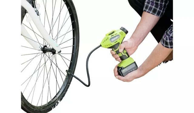 Cordless Tyre Inflator 2