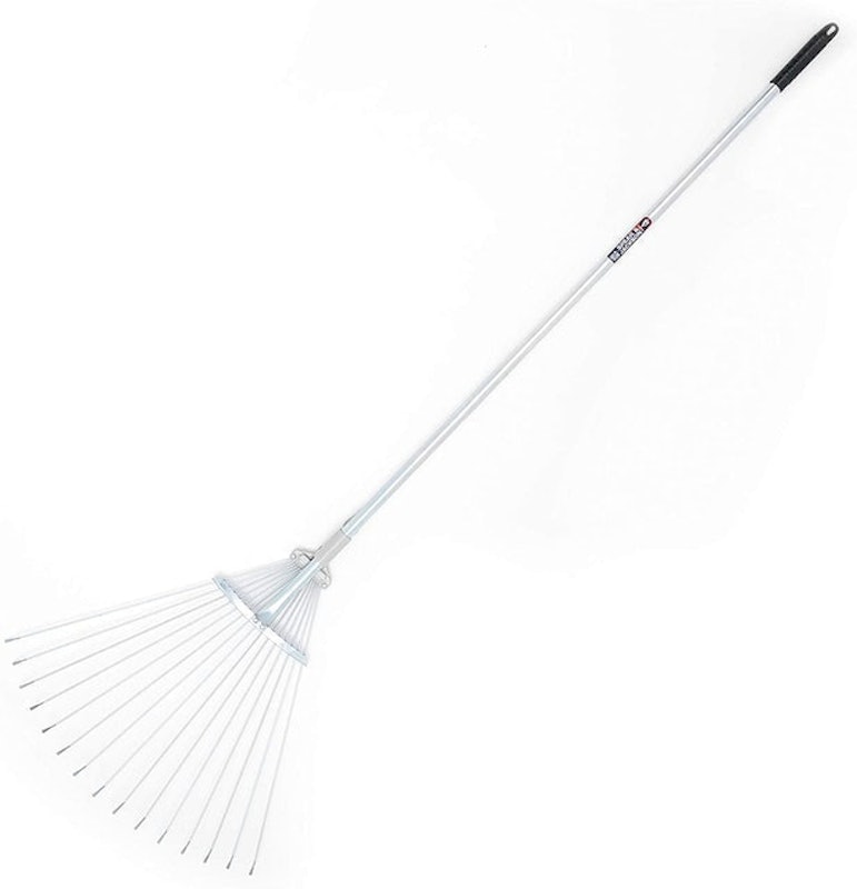 Adjustable Lawn Rake 2