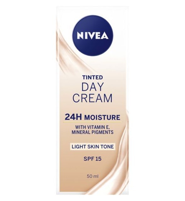 Light Tinted Day Cream 1