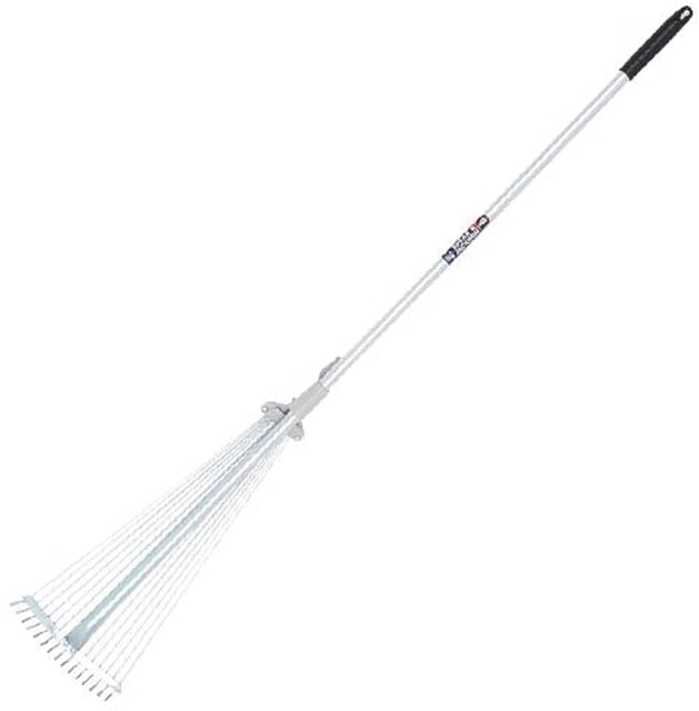 10 Best Garden Rakes UK 2024 | Spear & Jackson, Draper and More 5