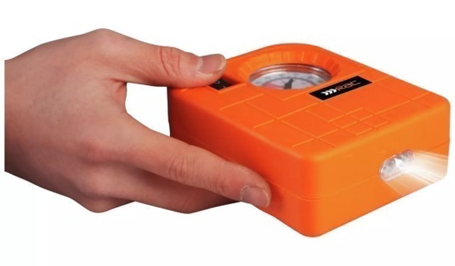 Compact Tyre Inflator 2