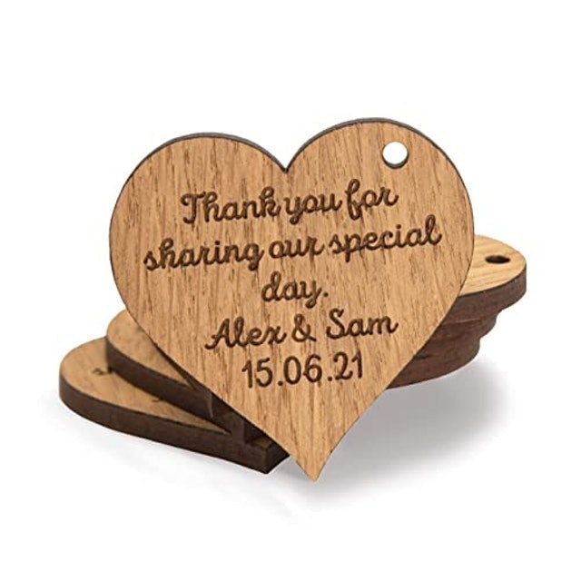 10 Best Wedding Favours UK | Chocolates Engraved Tags and More 2