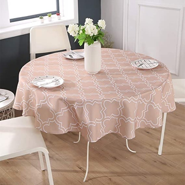 Round Tablecloth 1