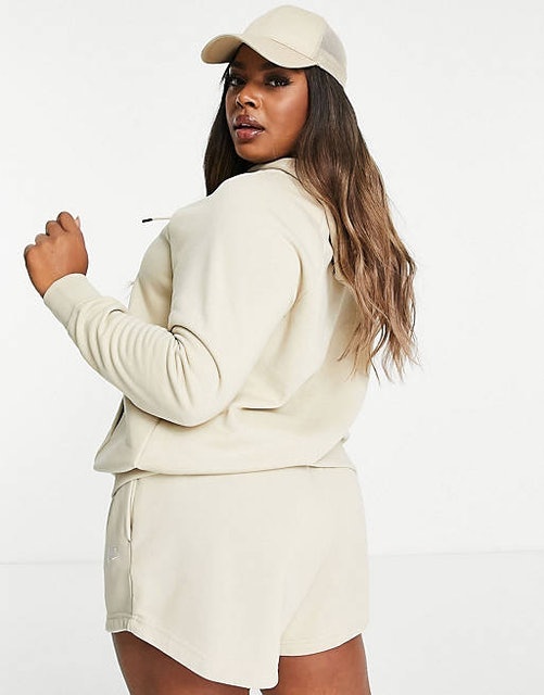Raglan Sleeve Hoodie 2