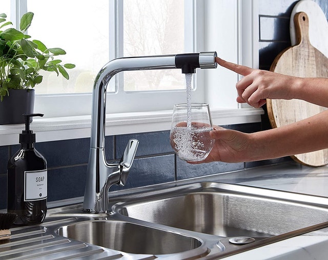 Gallery Pure Sink Mixer With Filter 2