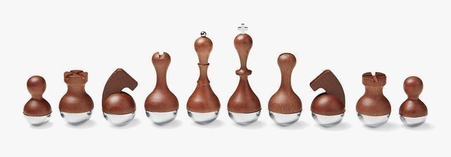 Wobble Wood Chess Set 2