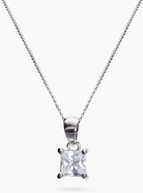 10 Best Birthday Gifts for Girlfriends in the UK 2024 2