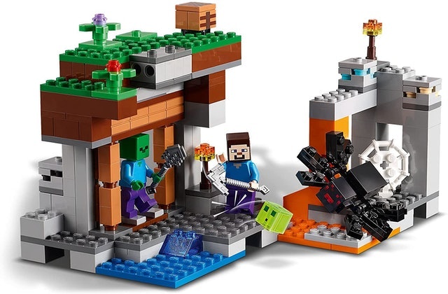 Minecraft: The Abandoned Mine Building Set 2