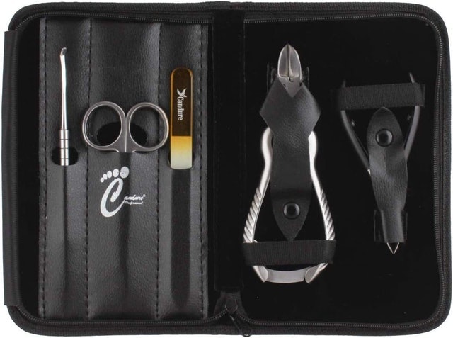 Manicure and Pedicure Kit 2