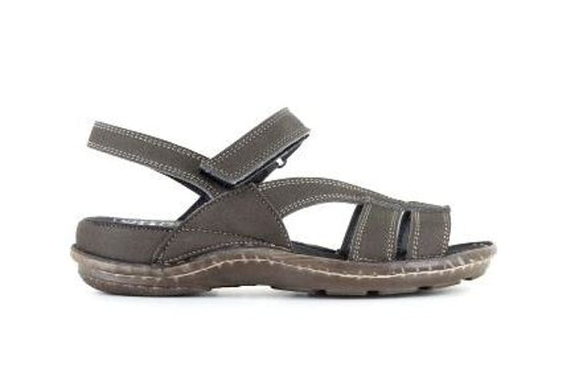 10 Best Vegan Sandals UK 2024 | Picks for All Genders From Vegan Brands 4