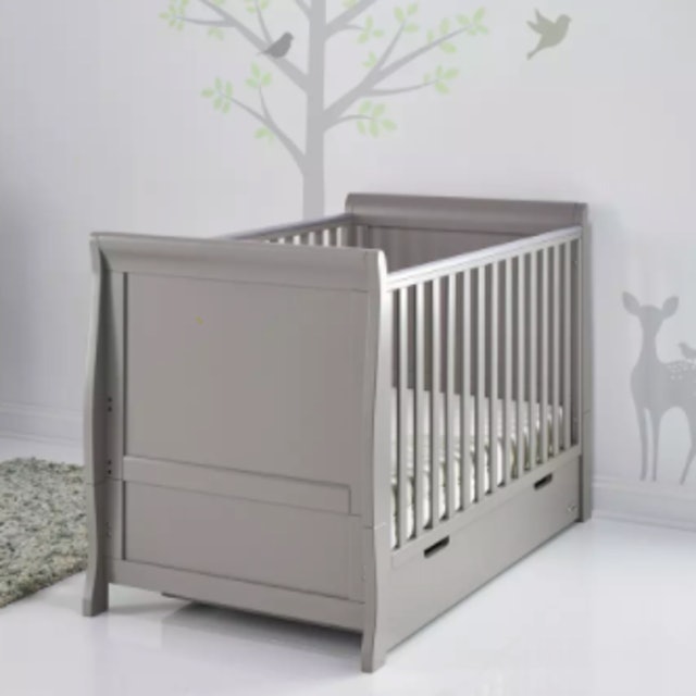 Stamford Classic Sleigh Cot 2