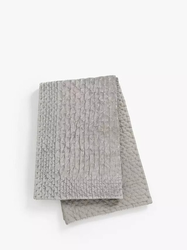 Velvet Stitch Throw 1