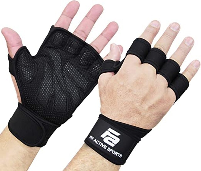 Best weight sale lifting gloves uk