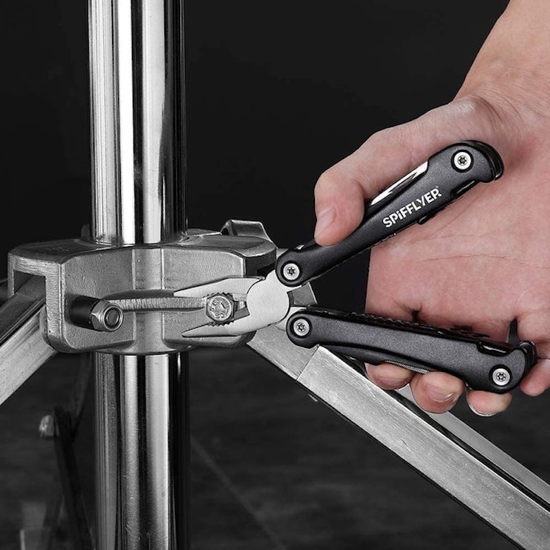 13-in-1 Multitool 2