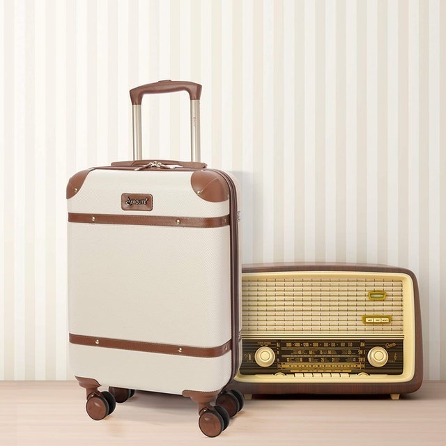 Classic Vintage Hard Shell Suitcase 2