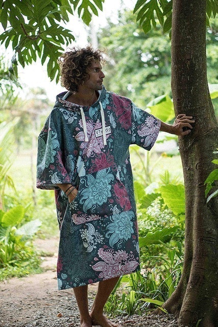 Hooded Poncho Towel Changing Robe With Zip Pocket 2
