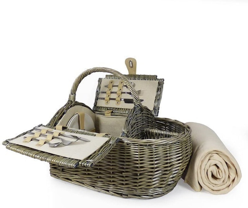 Luxury Boat Style Picnic Basket 1