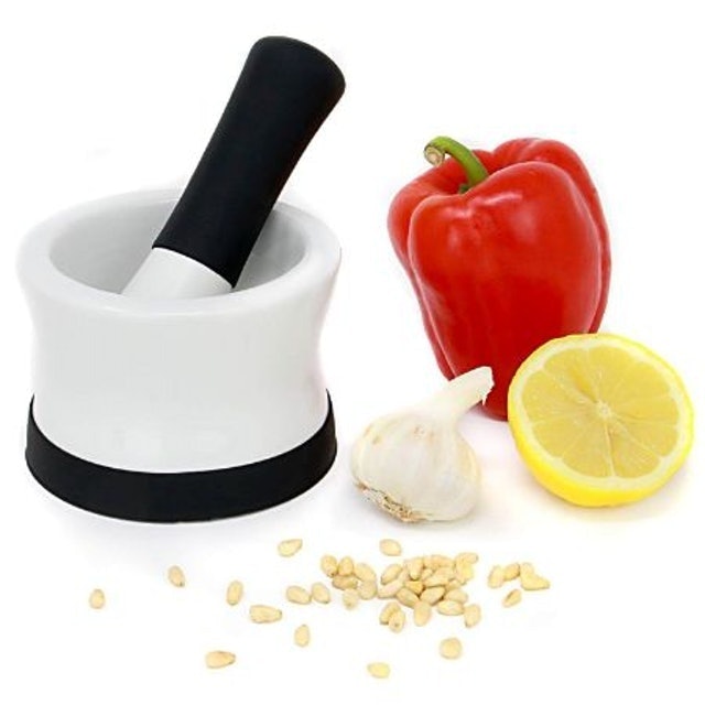 10 Best Mortar and Pestles 2024 | UK Chef Reviewed 5
