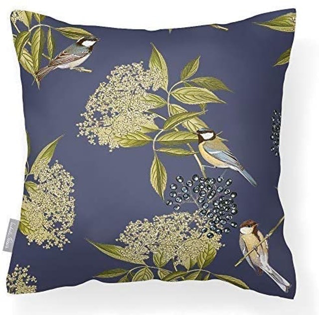 10 Best Outdoor Cushions UK 2024 | Izabela Peters, SINCERE and More 1