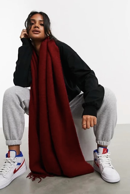 Supersoft Long Woven Scarf 2