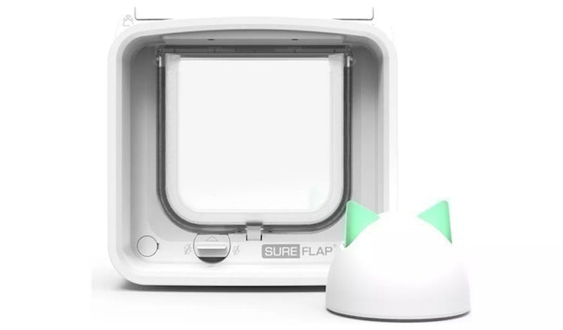 Microchip Cat Flap Connect With Hub 1