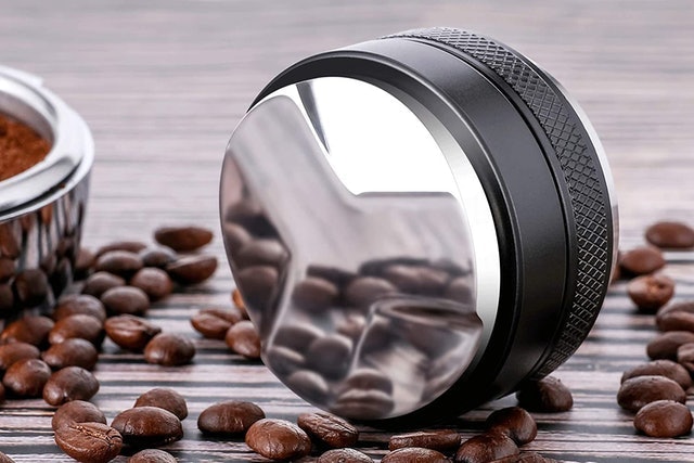 Coffee Distributor & Tamper 2