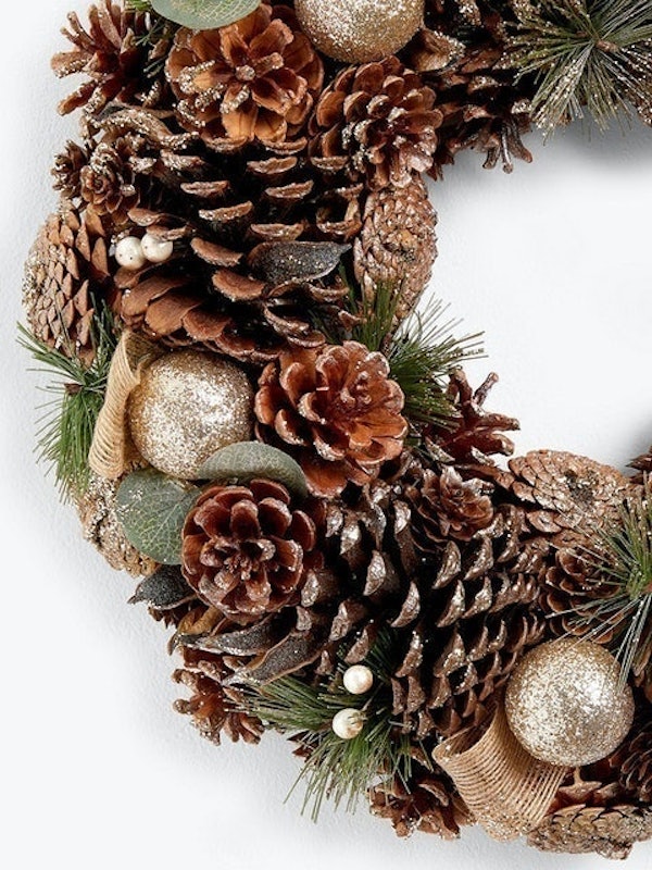 Renaissance Pearl Glitter Wreath 2