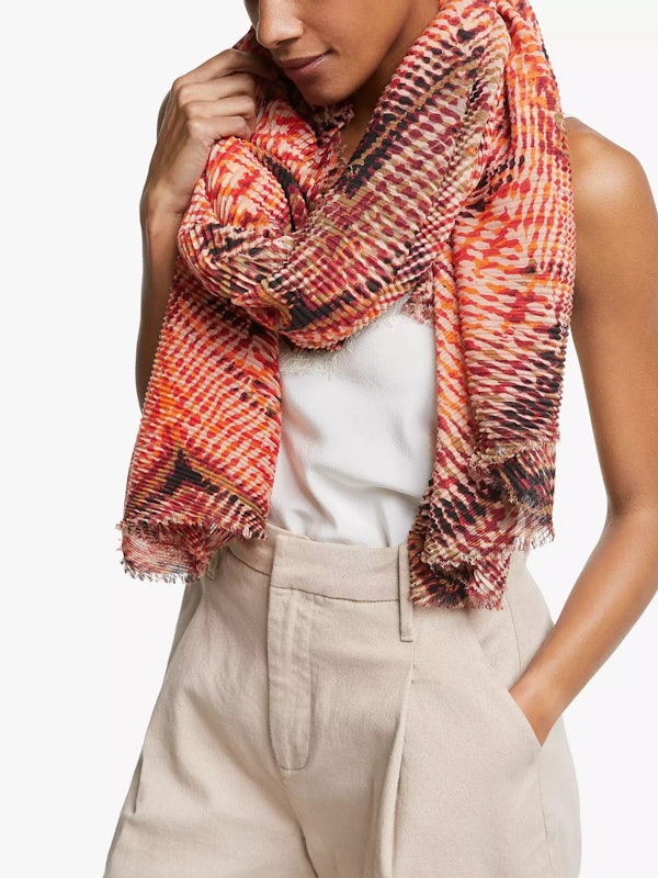 Safari Textured Pleat Scarf 2