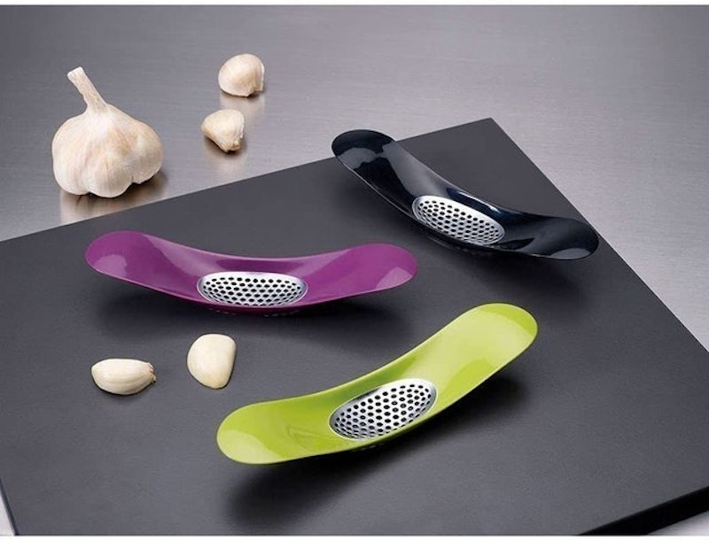 Rocker Garlic Crusher 3