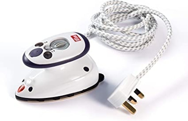 Mini Steam Iron 1