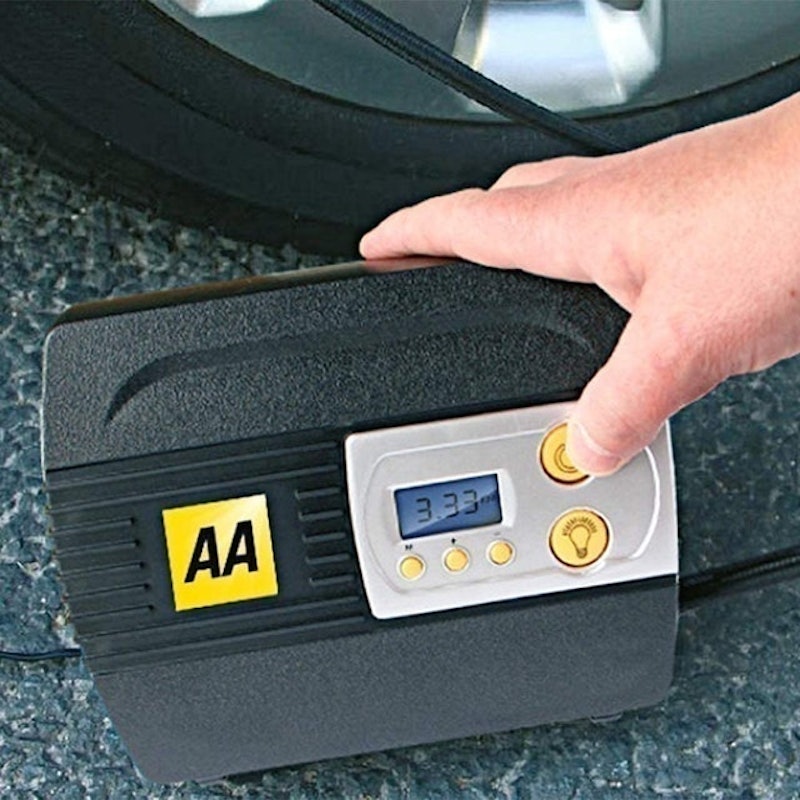 12V Digital Tyre Inflator 4