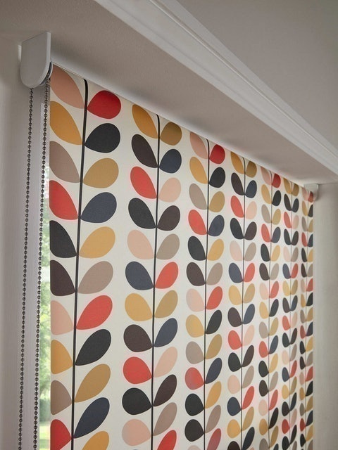 Linear Stem Roller Blind 2