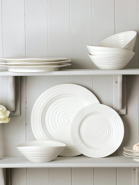 White Dinnerware Set 2