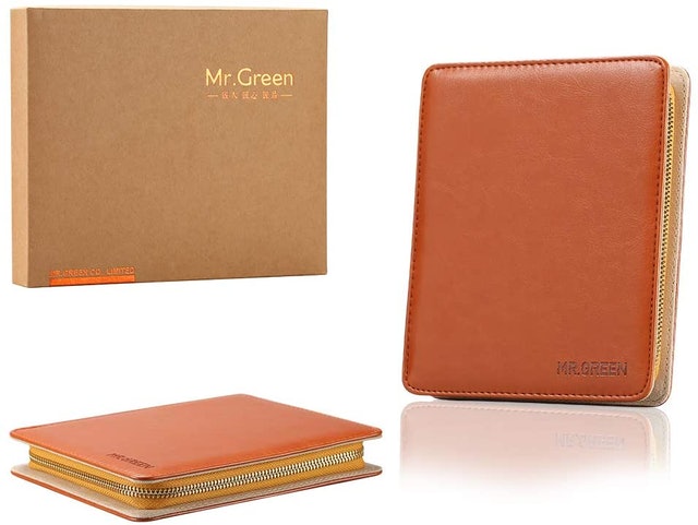 Manicure Set With Leather Case 2
