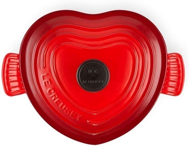 Cast Iron Heart-Shaped Casserole Dish 2