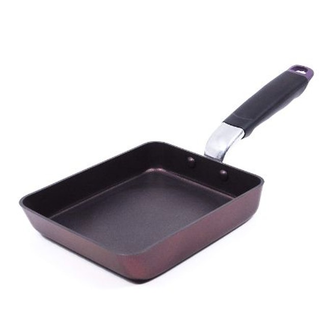 6. TeChef Tamagoyaki Japanese Omelette Pan 1