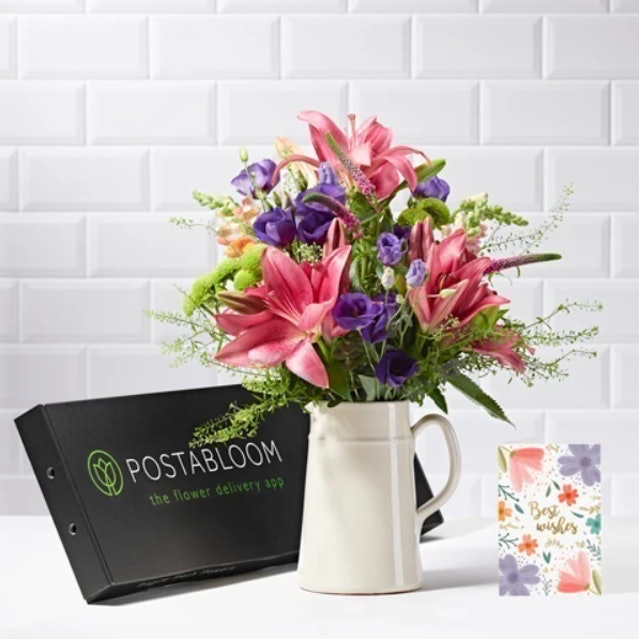 8 Best Letterbox Flowers UK | Bloom & Wild Moonpig Flowers and More 2