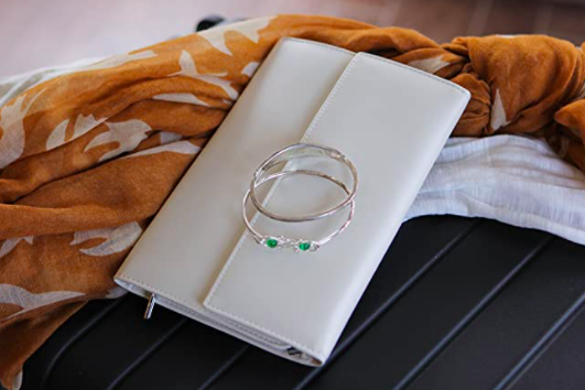 10 Best Travel Jewellery Cases UK 2024 | Stackers, Argos and More 5