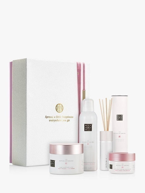 The Ritual of Sakura Renewing Collection Bodycare Gift Set 1