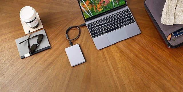 Mobile Hard Drive 4