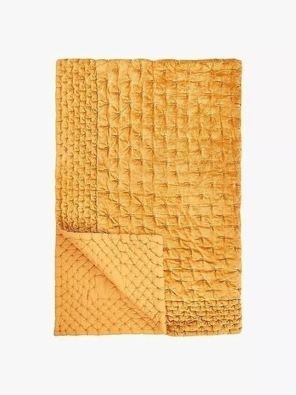 Boutique Hotel Velvet Stitch Throw 1