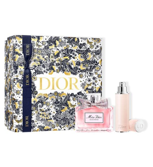10 Best Perfume Gift Sets for Her UK 2024 | Chanel, Jo Malone and More 1