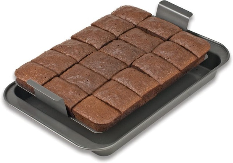 Chicago Metallic Professional Non-Stick Brownie Tin 2