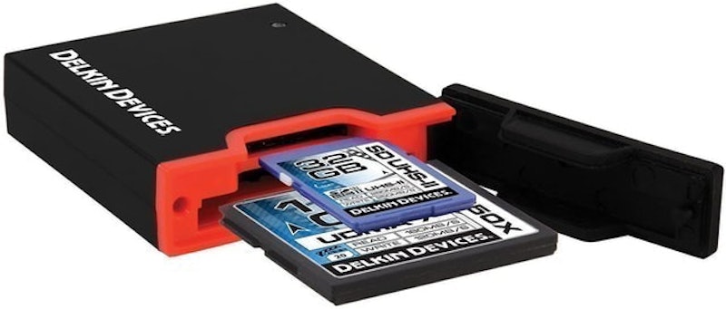 Dual Slot Memory Card Reader 1