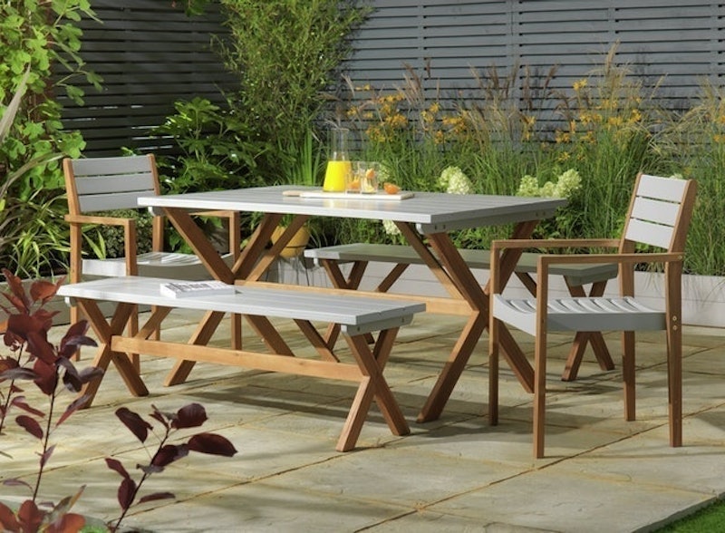 Richmond 6 Seater Wooden Patio Set 2