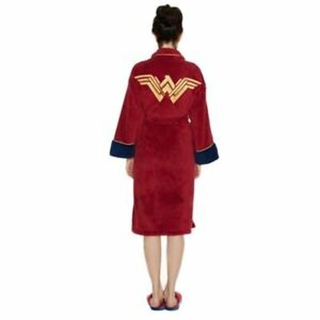 Wonder Woman Robe 2