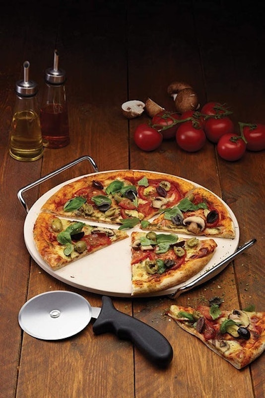 World of Flavours Pizza Stone 2