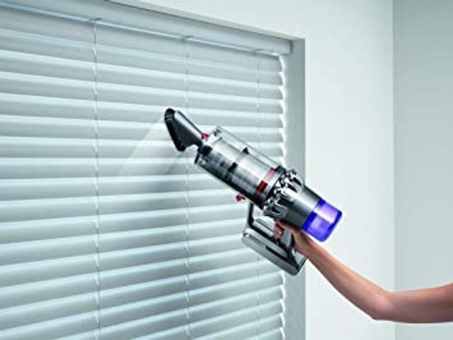 V11 Animal Cordless Vacuum Cleaner 2