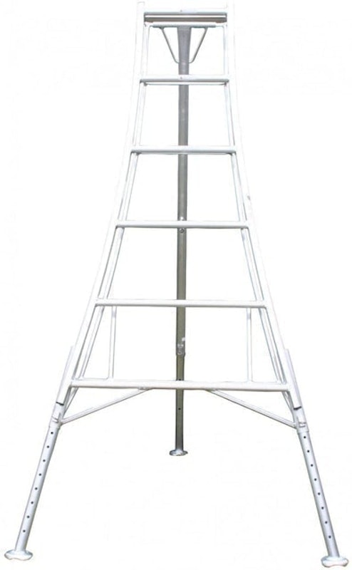 Adjustable Tripod Ladder 1